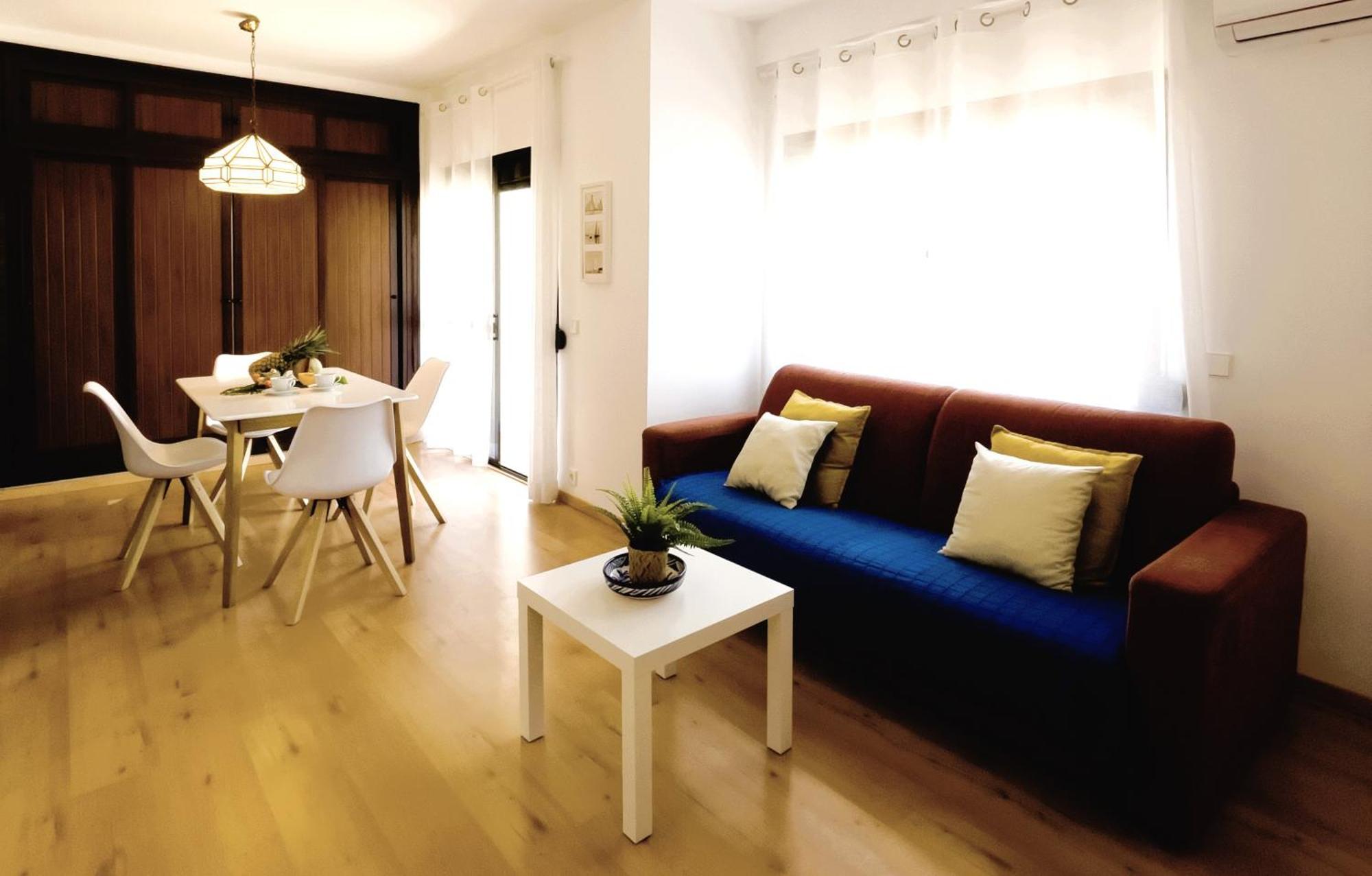 Mediterraneo 508. Fantastic Studio On The Beachfront With Sea Views. Марбеля Екстериор снимка
